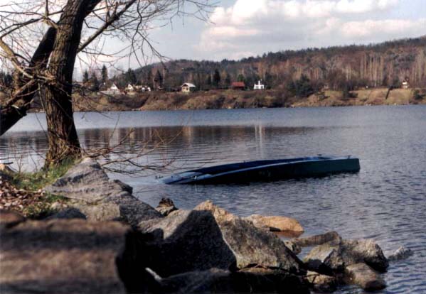 Vltava ped Slapskou pehradou, brzy z  jara.